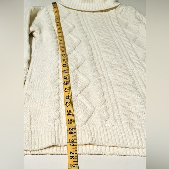 L.L. Bean Women’s Double Cable Crewneck Sweater - Picture 4 of 9